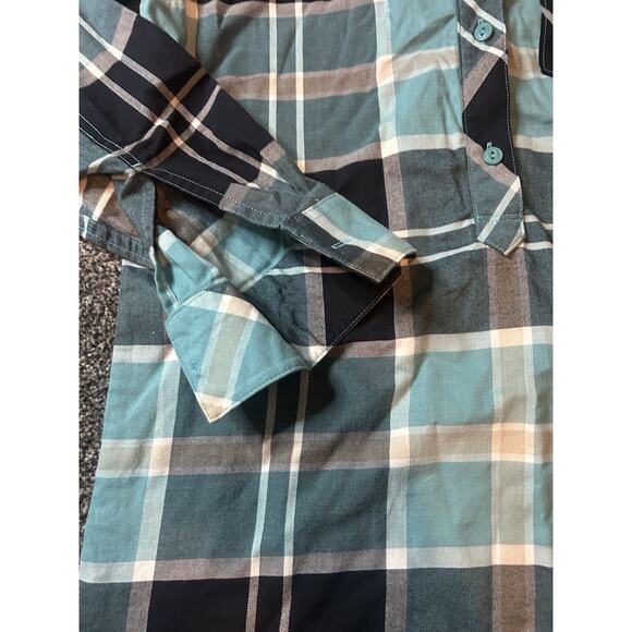 Patagonia Women's Size M Featherstone Tunic Half-Button Green Plaid Shirt - Picture 4 of 5